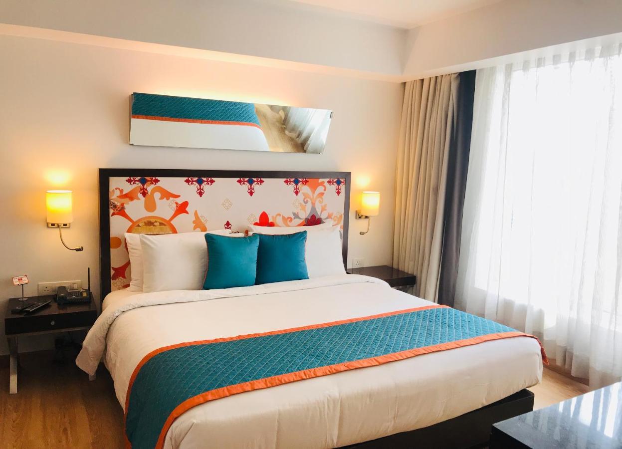 Golden Tulip City Centre Gurgaon Ngoại thất bức ảnh