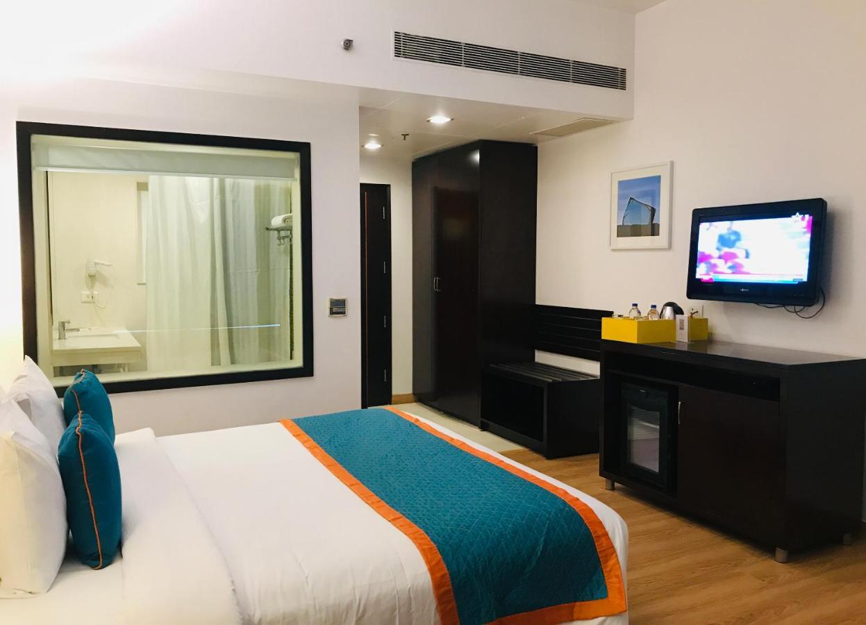 Golden Tulip City Centre Gurgaon Ngoại thất bức ảnh