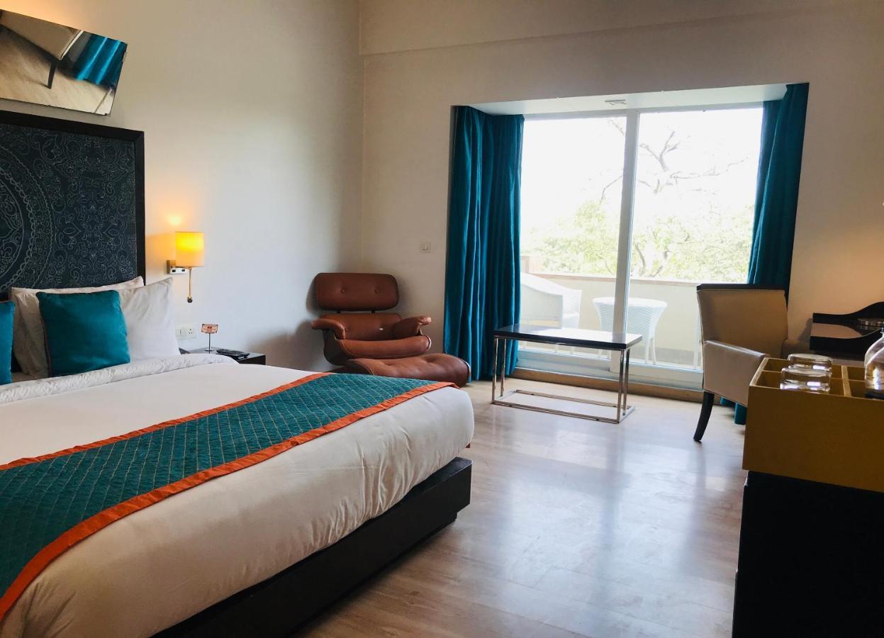 Golden Tulip City Centre Gurgaon Ngoại thất bức ảnh