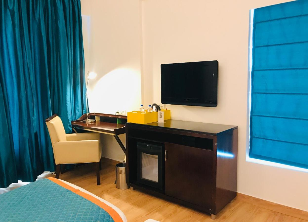 Golden Tulip City Centre Gurgaon Ngoại thất bức ảnh