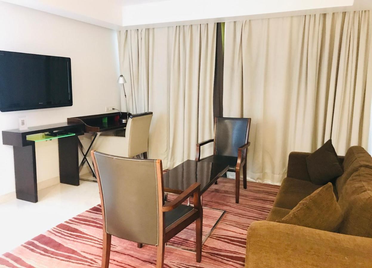 Golden Tulip City Centre Gurgaon Ngoại thất bức ảnh