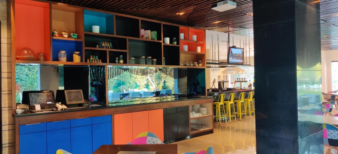Golden Tulip City Centre Gurgaon Ngoại thất bức ảnh